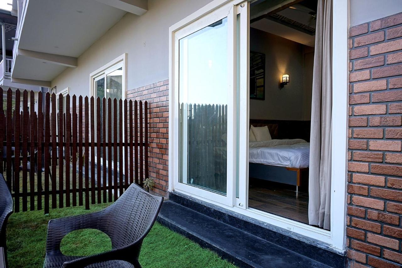 Sl Manor Hill Resort Masuri Exterior foto